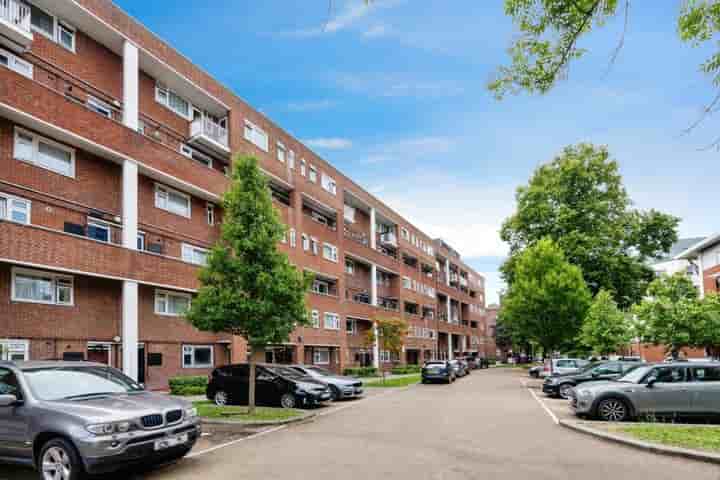 Wohnung zum Verkauf in Solebay Street‚  London‚ E1