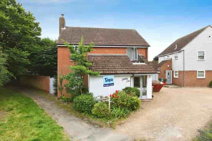 Casa para venda em Kelvedon Green‚  Brentwood‚ CM15