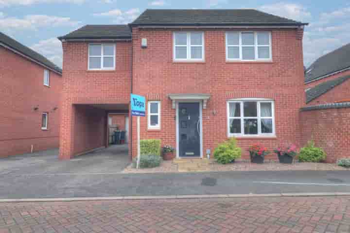 House for sale in Otter Close‚  Ibstock‚ LE67