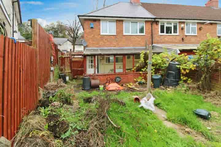 Casa para venda em Bromford Crescent‚  Birmingham‚ B24