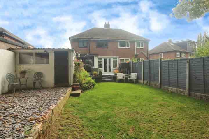 House for sale in Woolgreaves Drive‚  Wakefield‚ WF2