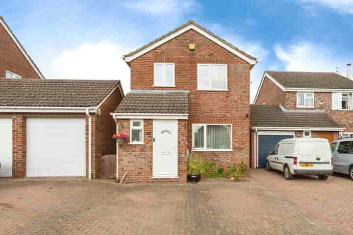 Haus zum Verkauf in Tennyson Close‚  Towcester‚ NN12