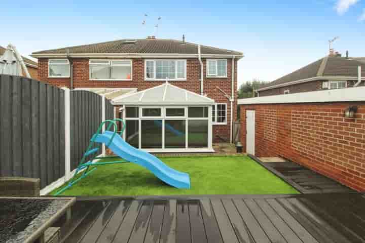 House for sale in Manor Park Avenue‚  Pontefract‚ WF8