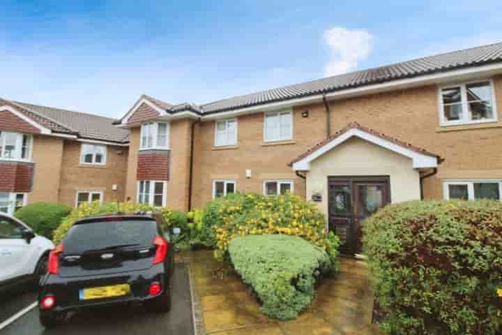 Apartamento para venda em Falconer Way‚  Rotherham‚ S60