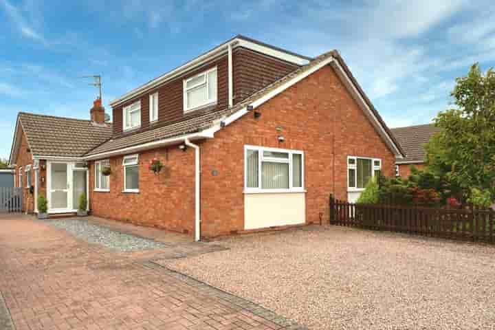 House for sale in Leyson Road‚  Cheltenham‚ GL51