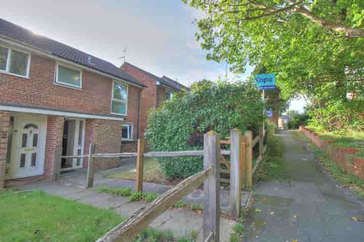 House for sale in Windermere Walk‚  Camberley‚ GU15