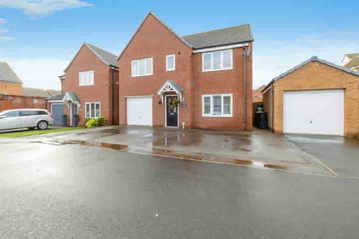 Дом для продажи в Crucible Close‚  North Hykeham‚ LN6