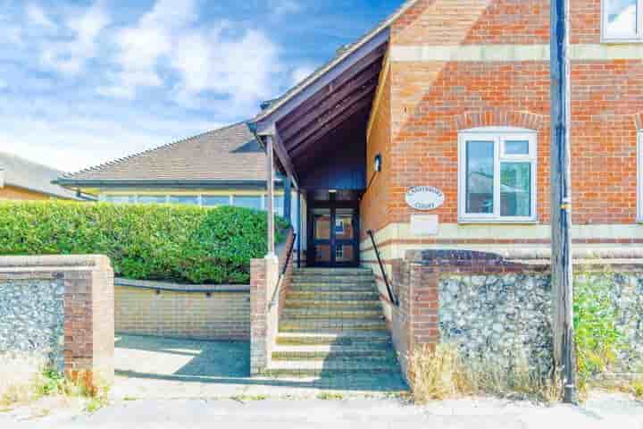 Apartment for sale in Station Road‚  Dorking‚ RH4