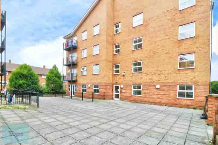 Apartment for sale in Holly Street‚  Luton‚ LU1