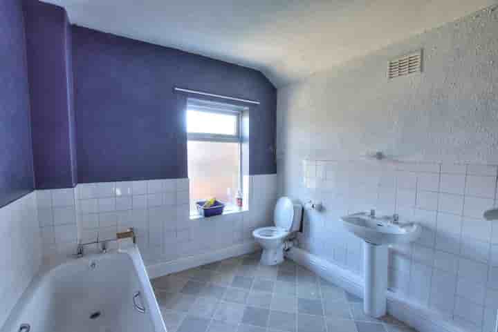 House for sale in Padgate Lane‚  Warrington‚ WA1