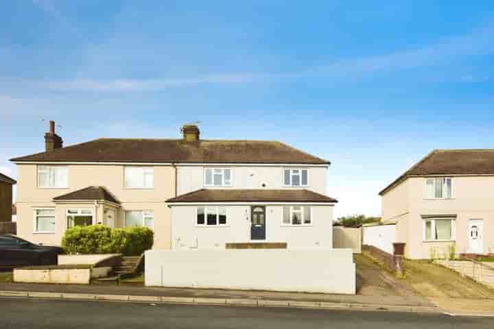 Дом для продажи в Cuxton Road, Strood‚  Rochester‚ ME2