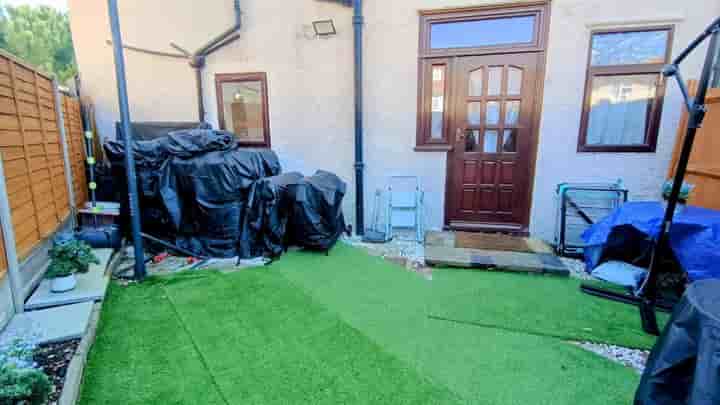 House for sale in Brittain Road‚  Dagenham‚ RM8