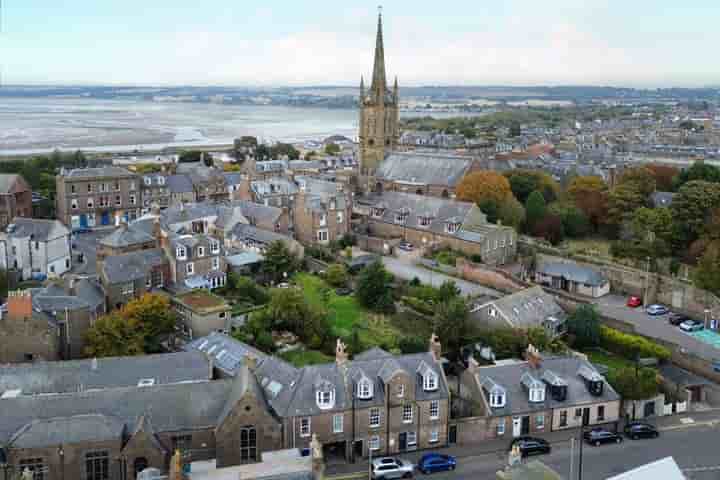 Maison à vendre à Baltic Street‚  Montrose‚ DD10