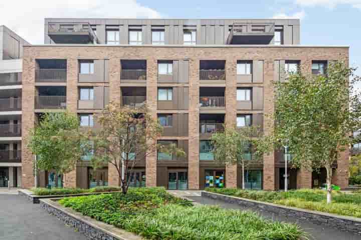 Apartment for sale in Moulding Lane‚  London‚ SE14