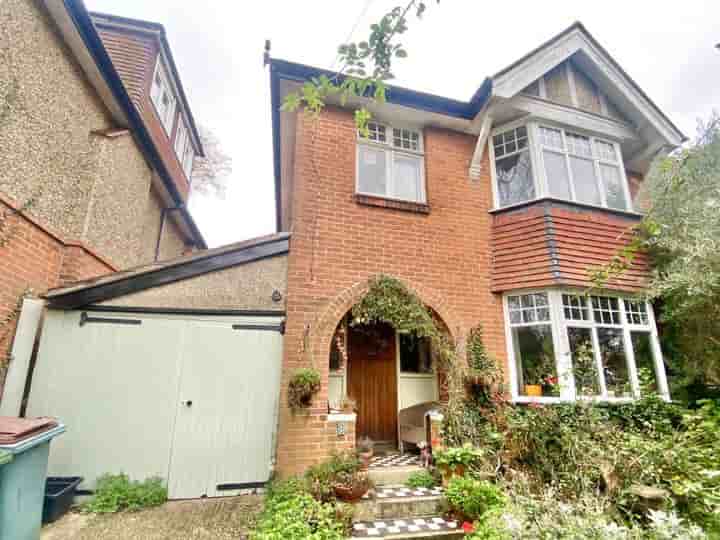 House for sale in Banister Gardens‚  Southampton‚ SO15