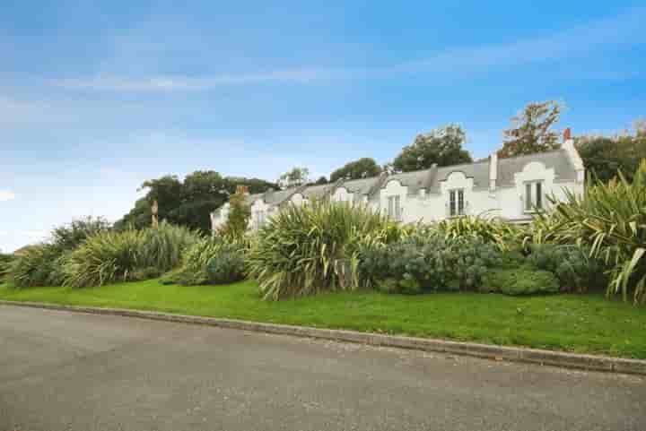House for sale in Royal Esplanade‚  Ramsgate‚ CT11