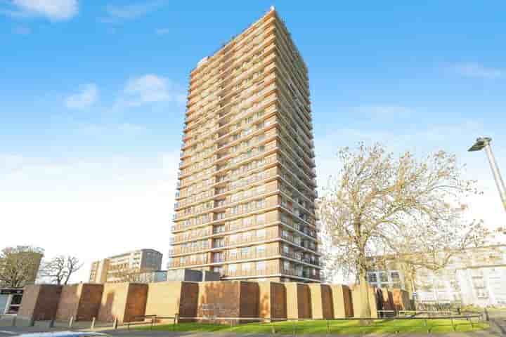 Apartment for sale in Pennywell gardens‚  Edinburgh‚ EH4