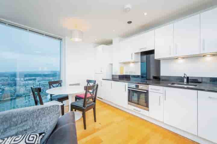 Apartment for sale in Dock Head Road‚  Chatham‚ ME4