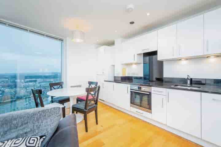 Apartamento en venta en Dock Head Road‚  Chatham‚ ME4