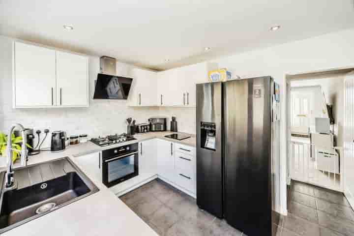 House for sale in Ashfield Close‚  Halifax‚ HX3