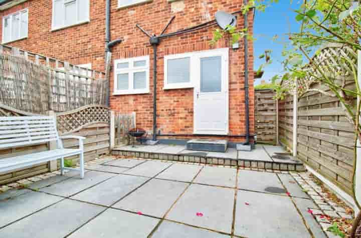 House for sale in Mowbrays Road‚  Romford‚ RM5