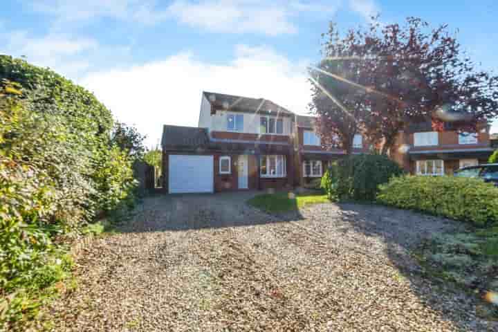 House for sale in Melbourne Close‚  Doddington Park‚ LN6