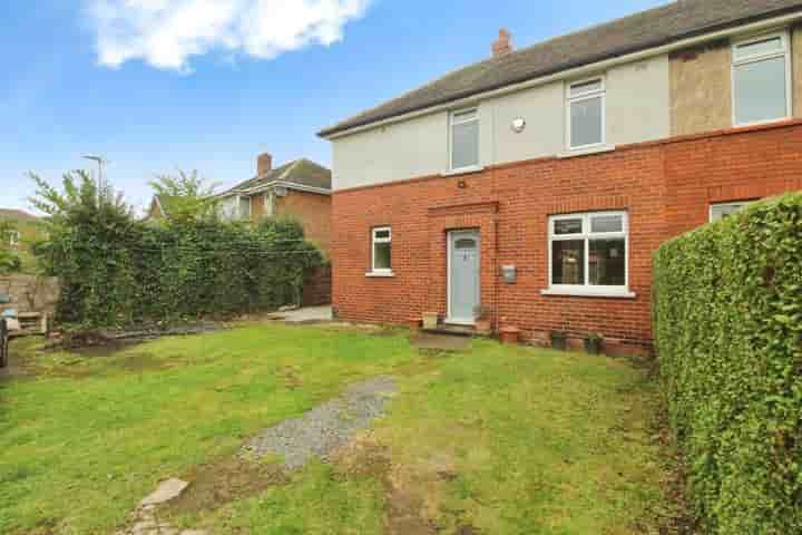 House for sale in Holmfield Avenue‚  Wakefield‚ WF2