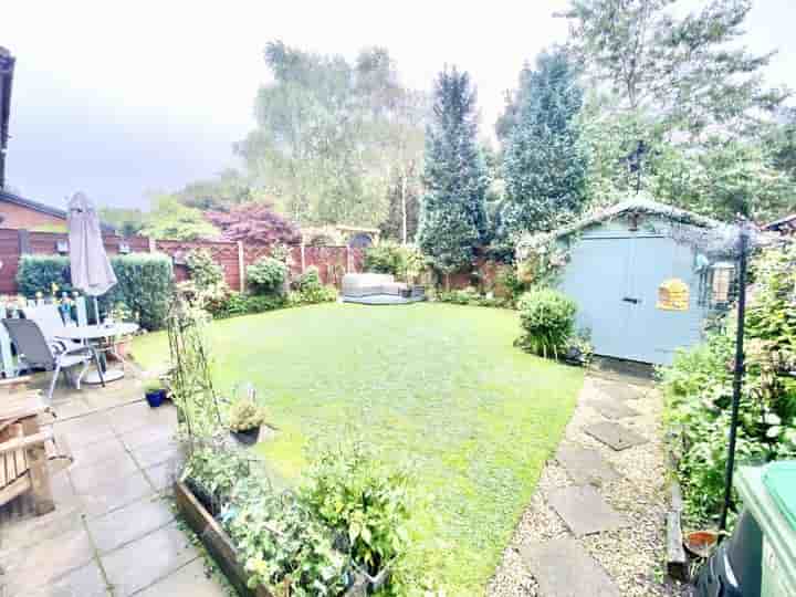 House for sale in Jackson Mews‚  Oldham‚ OL4