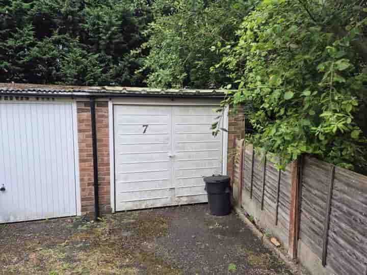 House for sale in Glendale Close‚  Halesowen‚ B63