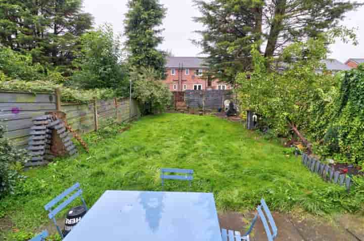 House for sale in Whitewell Close‚  Bury‚ BL9