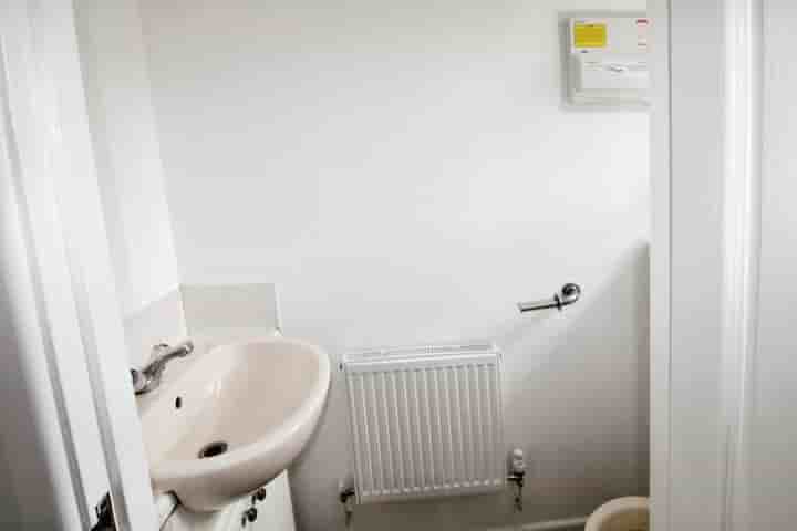 House for sale in Wren Crescent‚  Grimsby‚ DN33