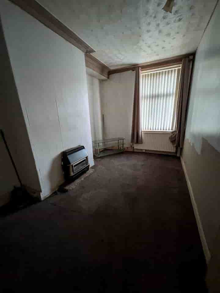 Casa en venta en Broadstone Way‚  Bradford‚ BD4