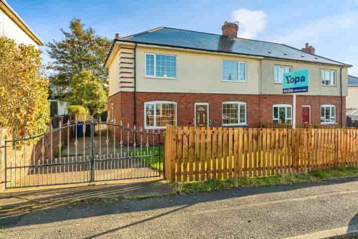 House for sale in Manor View‚  Barnsley‚ S72