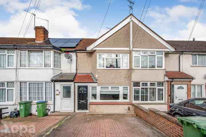 Casa para venda em Parkside Avenue‚  Bexleyheath‚ DA7