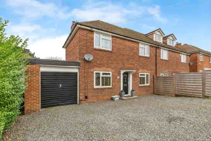 House for sale in Barry Road‚  Southampton‚ SO19