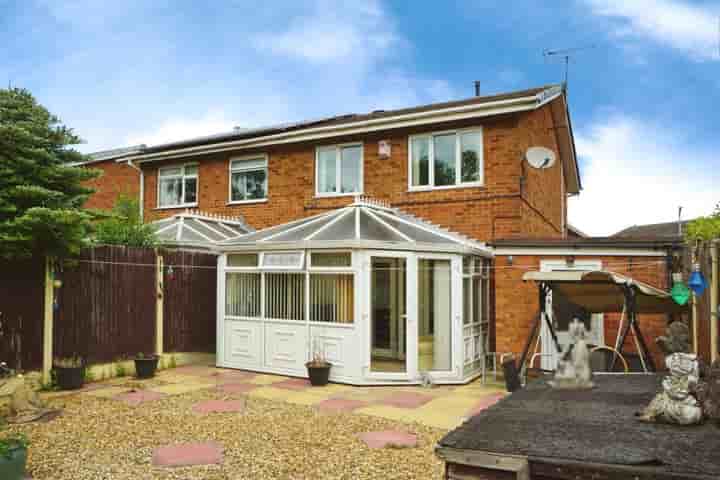 Casa en venta en Oakley Avenue‚  Tipton‚ DY4