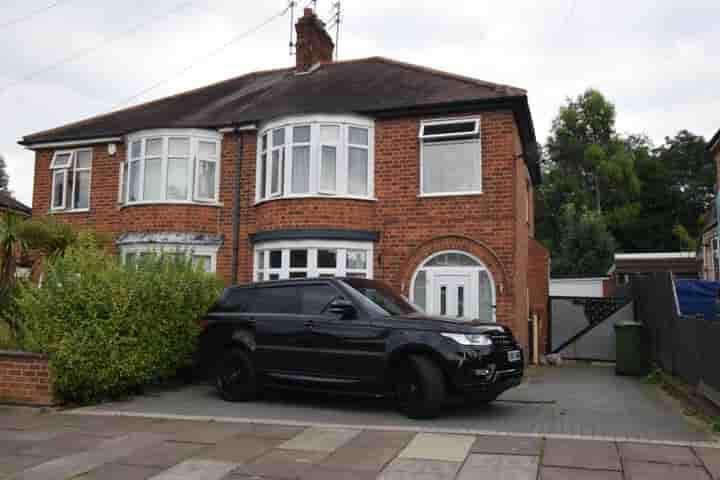 Casa para venda em Parvian Road‚  Leicester‚ LE2