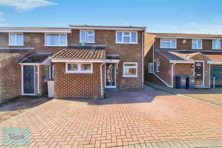 House for sale in Dunsmore Road‚  Luton‚ LU1