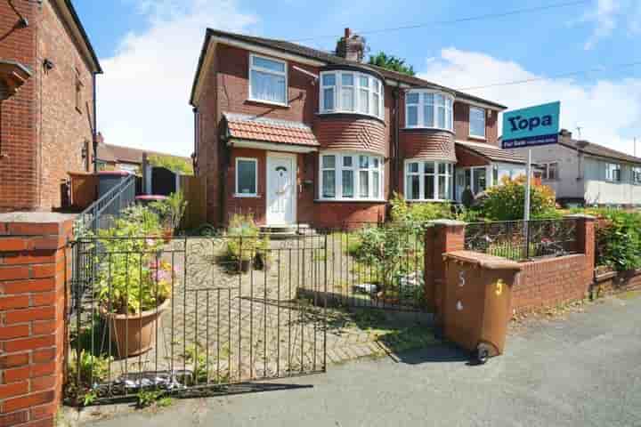 Casa para venda em Coniston Avenue‚  Manchester‚ M38