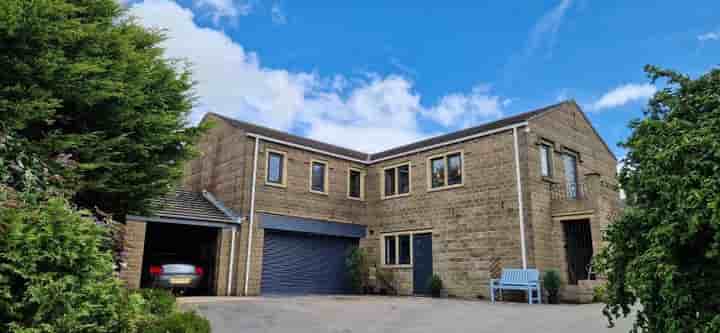 Casa in vendita a Manor Park‚  Keighley‚ BD22