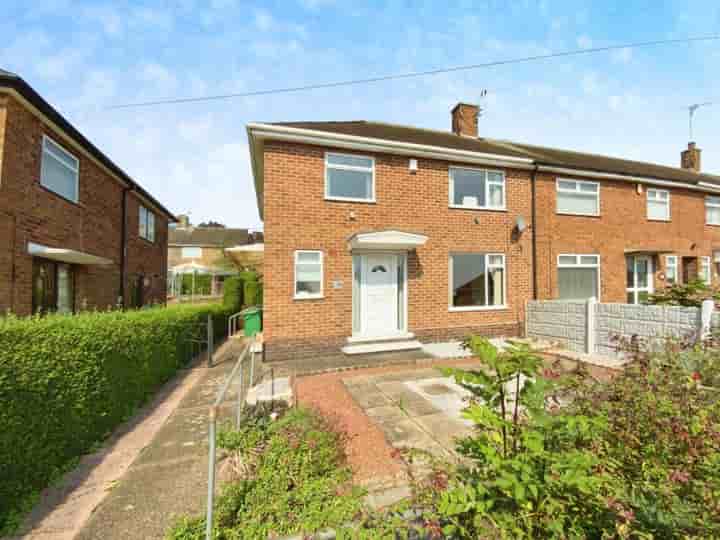 Casa para venda em Yatesbury Crescent‚  Nottingham‚ NG8