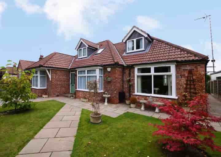 House for sale in Moor Lane‚  York‚ YO32