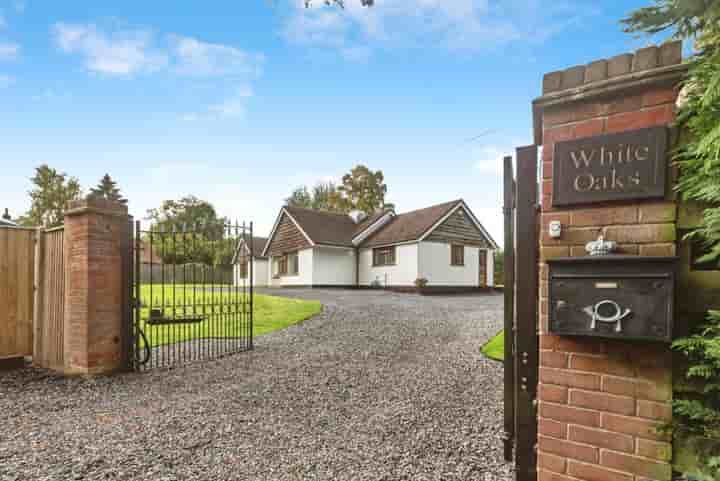 Casa in vendita a Ashford Hill‚  Thatcham‚ RG19