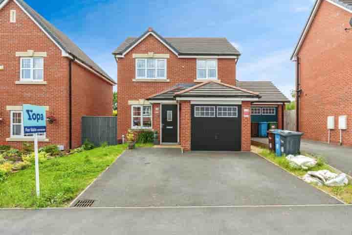 House for sale in Sand Martin Avenue‚  Preston‚ PR4