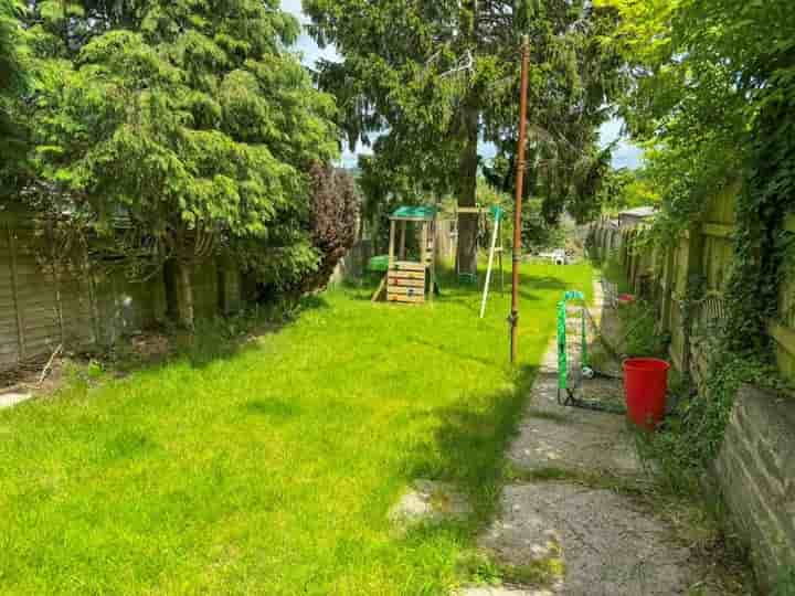 Hus till salu i Cardonnel Road‚  Neath‚ SA10