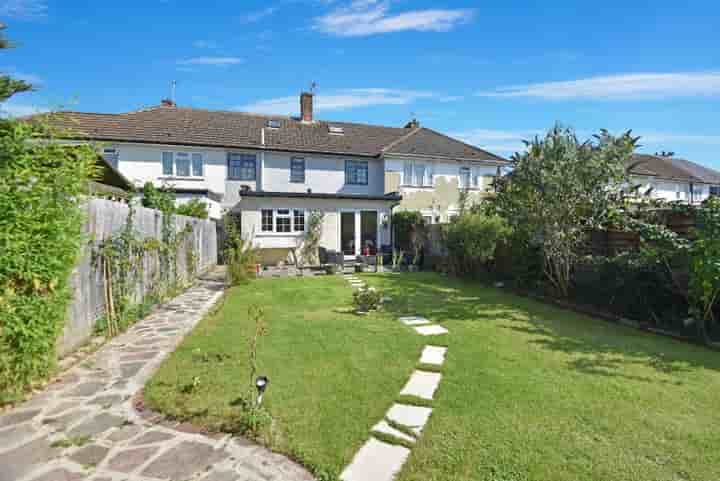 Casa en venta en Bazalgette Gardens‚  New Malden‚ KT3