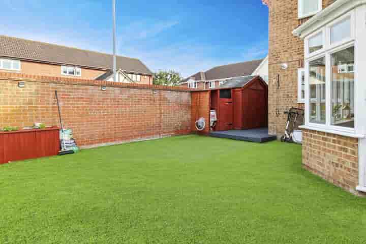 House for sale in Holly Bank‚  Basildon‚ SS16