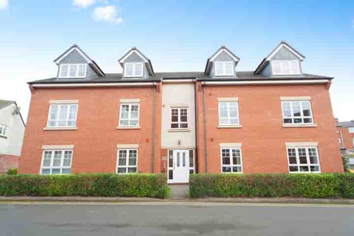 Apartment for sale in Wallwin Place‚  Warwick‚ CV34