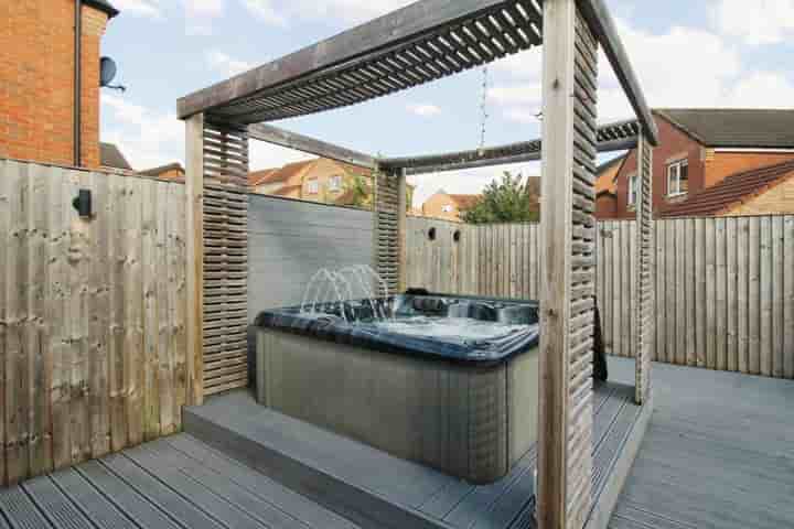 Casa in vendita a Plowes Way‚  Knottingley‚ WF11