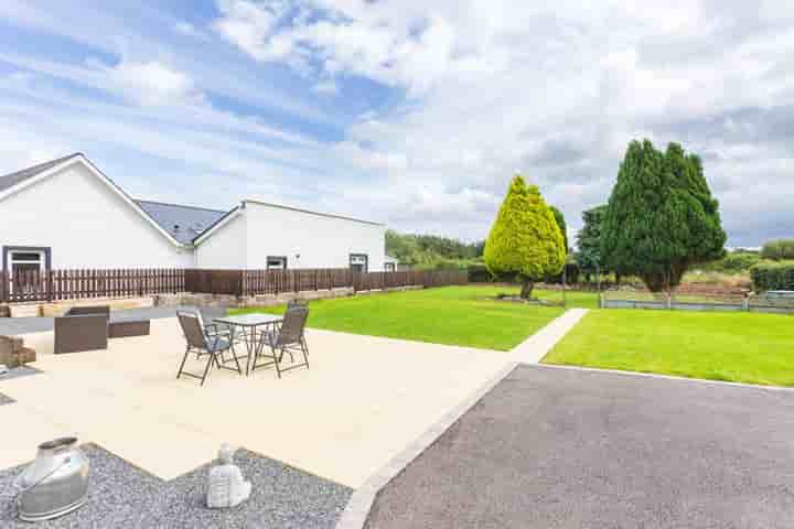 Casa in vendita a Lochfoot‚  Dumfries‚ DG2